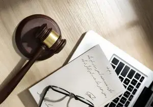 وکیل حقوقی در مشهد